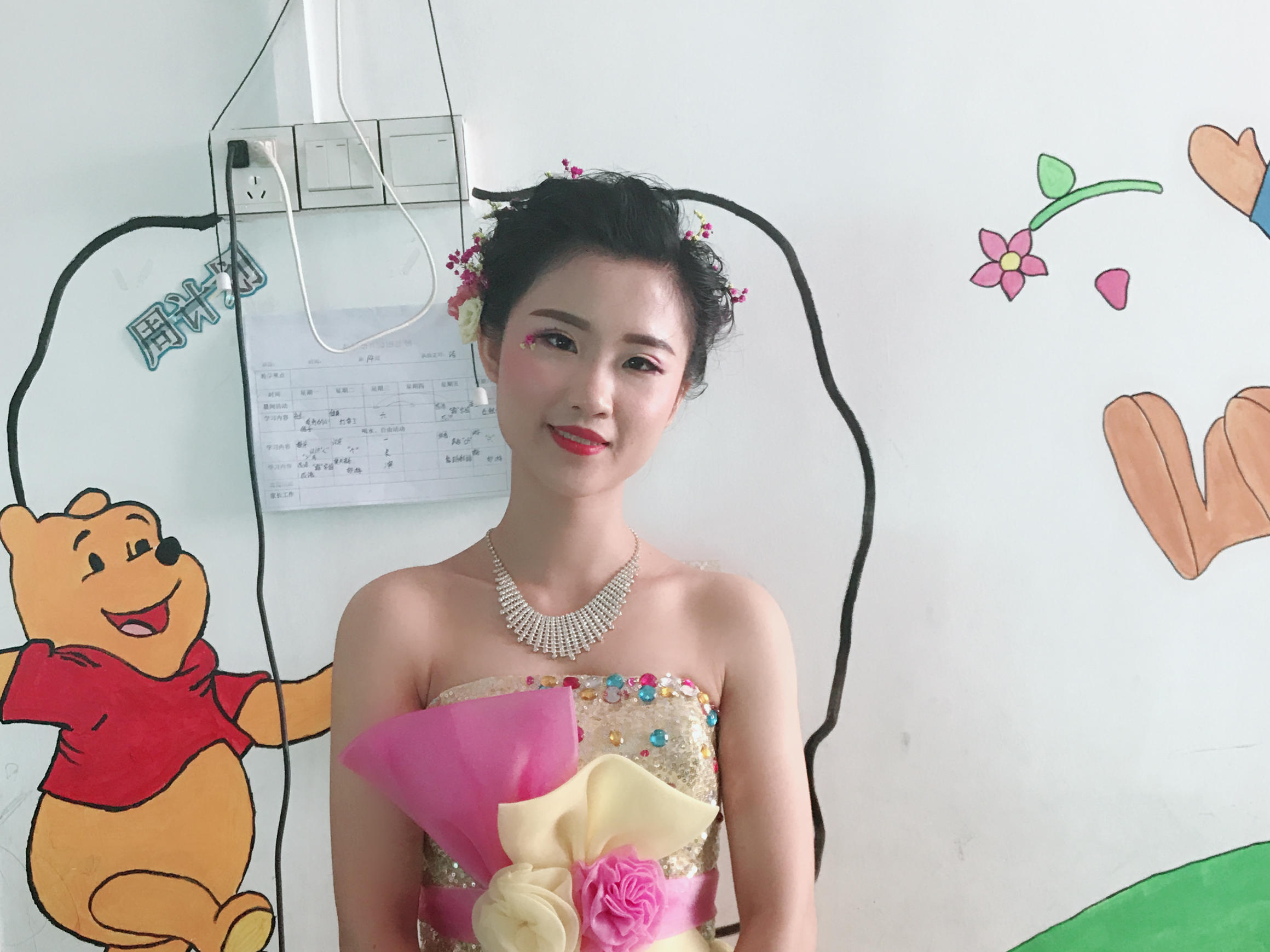 资深档全程跟妆出嫁妆、婚纱妆和敬酒妆+饰品