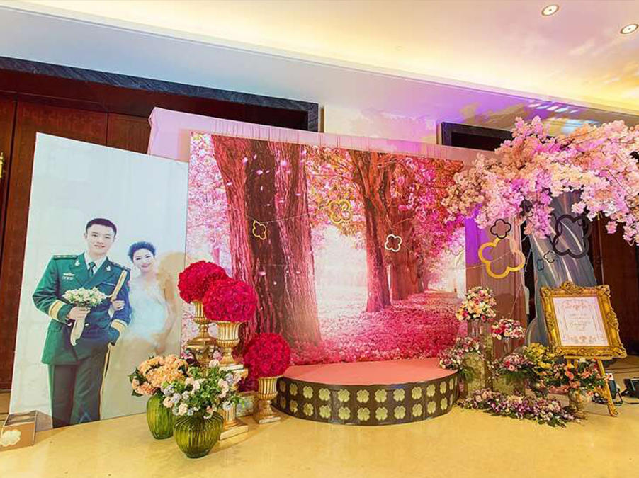 【限量套餐】婚礼布置+司仪+化妆+摄像