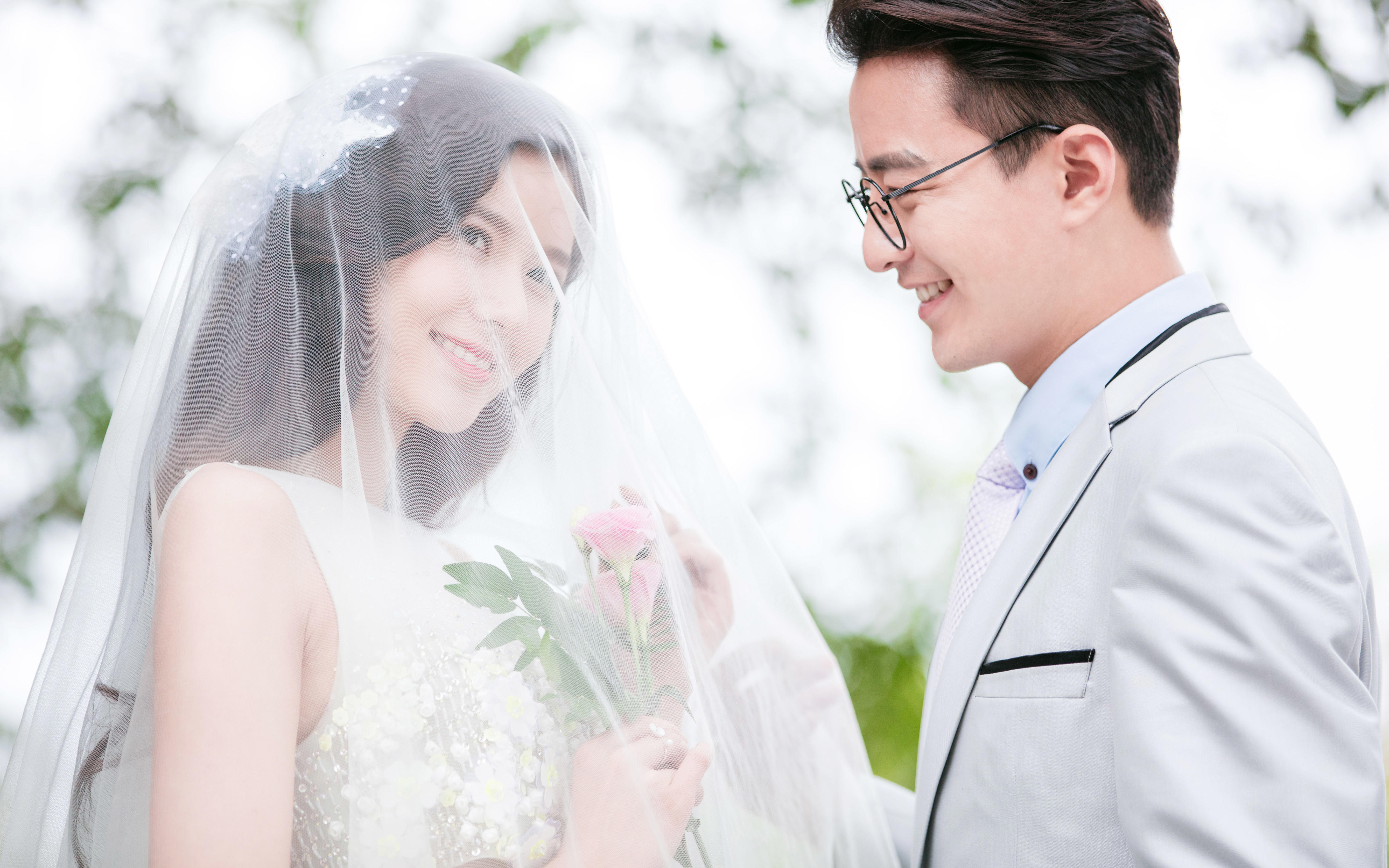 【超值特惠】外景韩式简约风格婚纱照