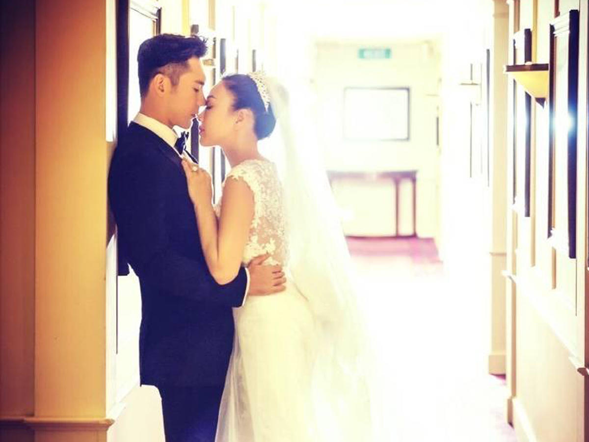 12岁婚纱照_汶川12岁女孩婚纱照
