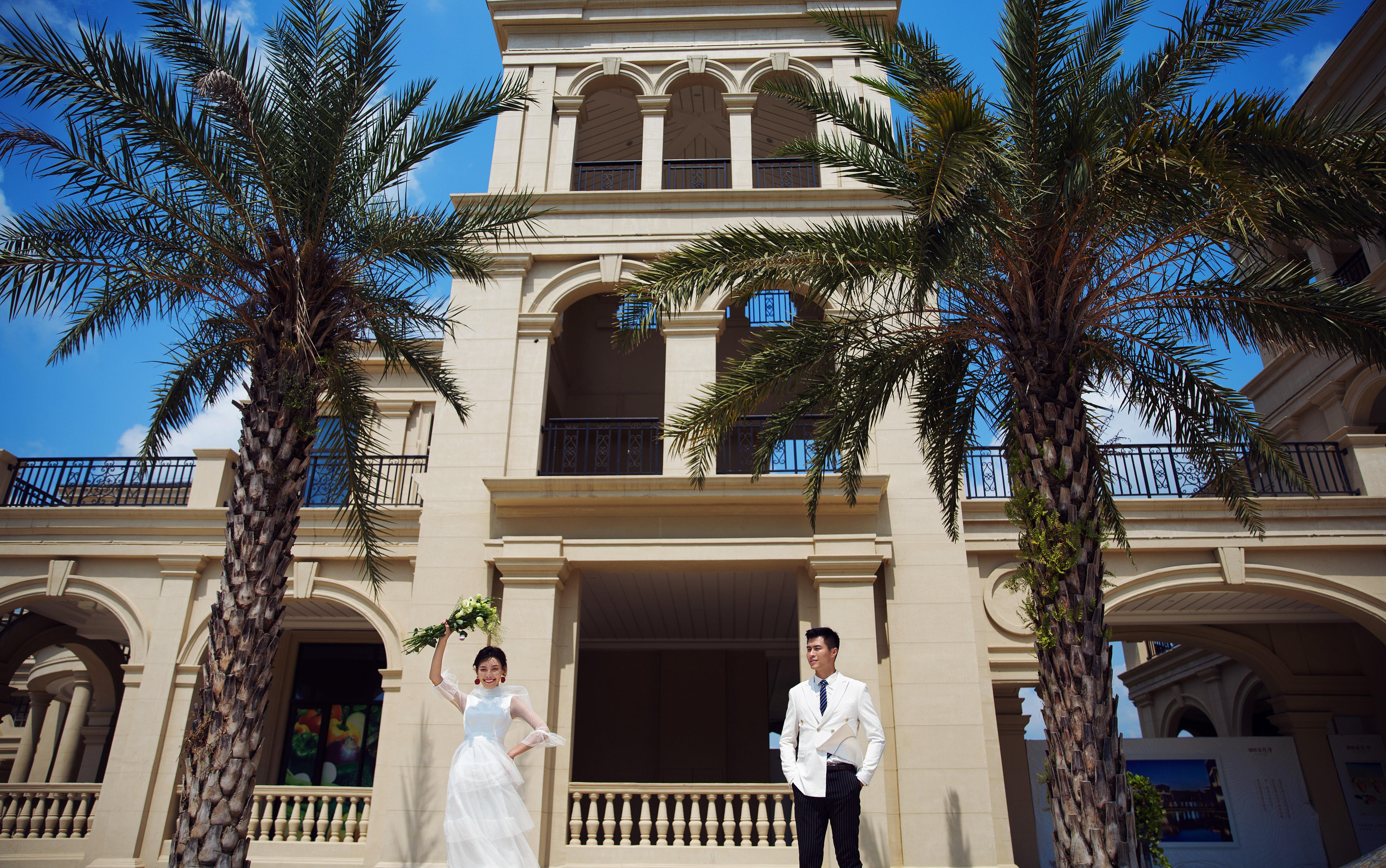 【凤凰印象】秋季婚博会10服10造+底片全送