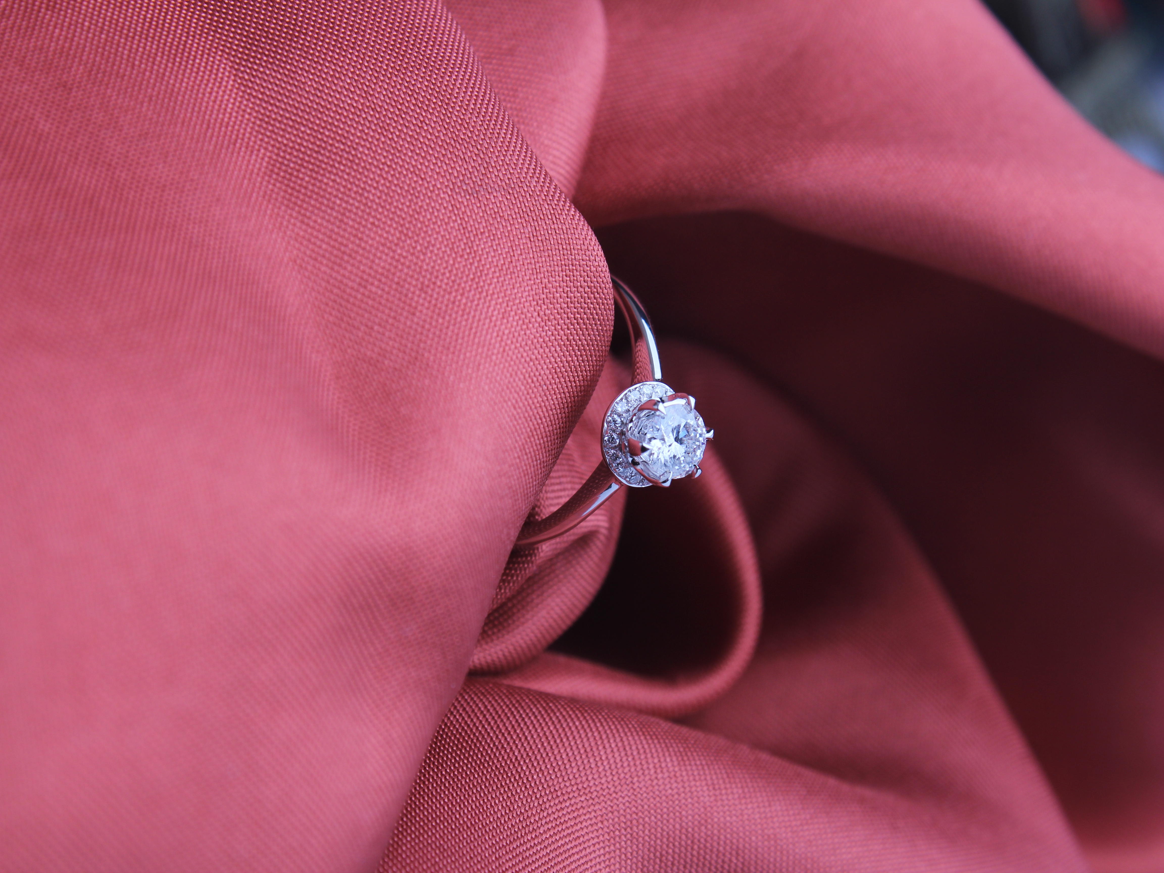 《围绕》女戒  罗兰钻石冬日完美定制之女戒