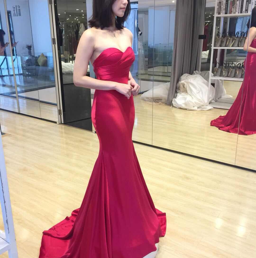 【超值特惠】南瓜车经典三件套+伴娘服免租