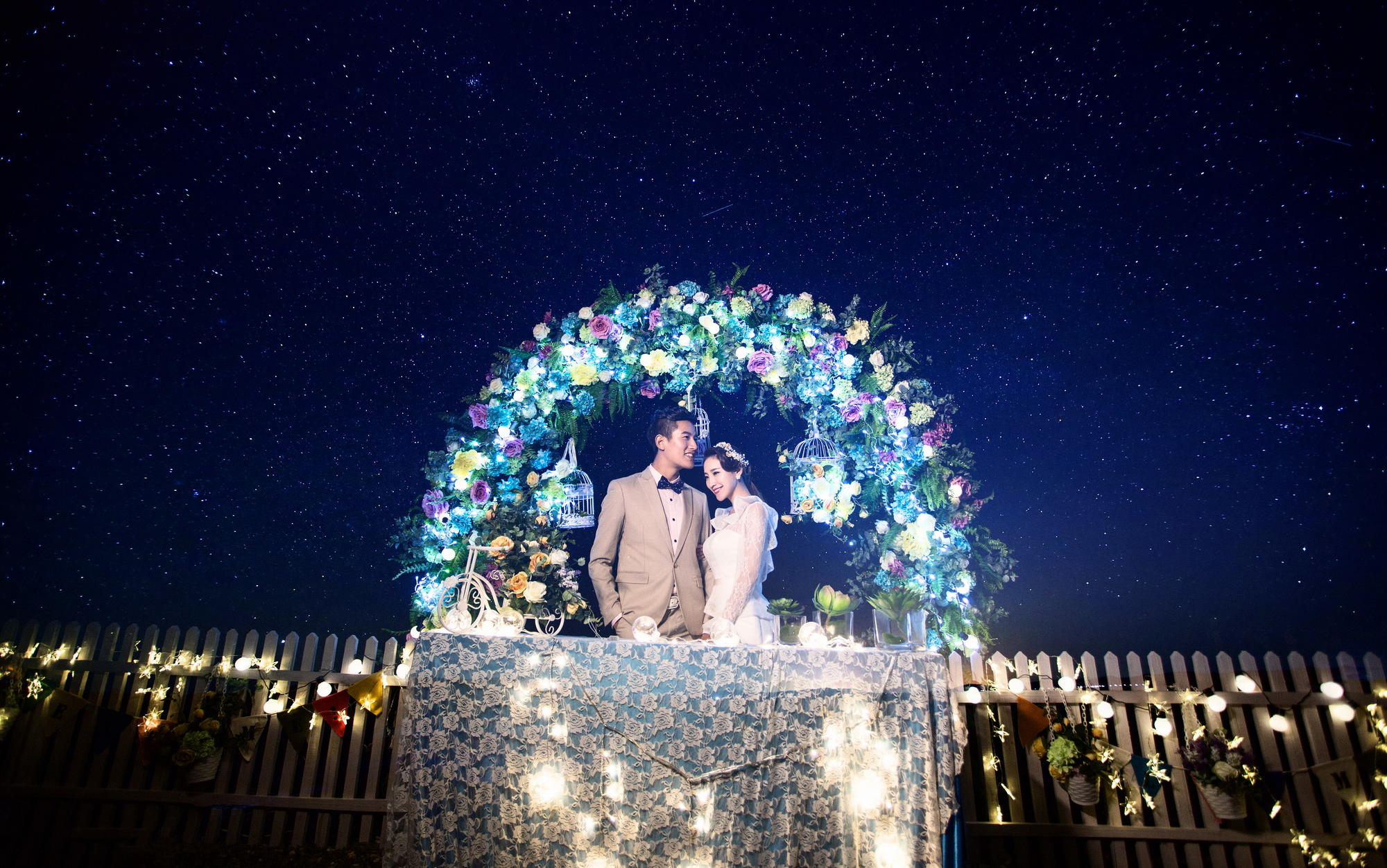 铂爵风尚/峰会夜景/专注品质/VIP团队服务/