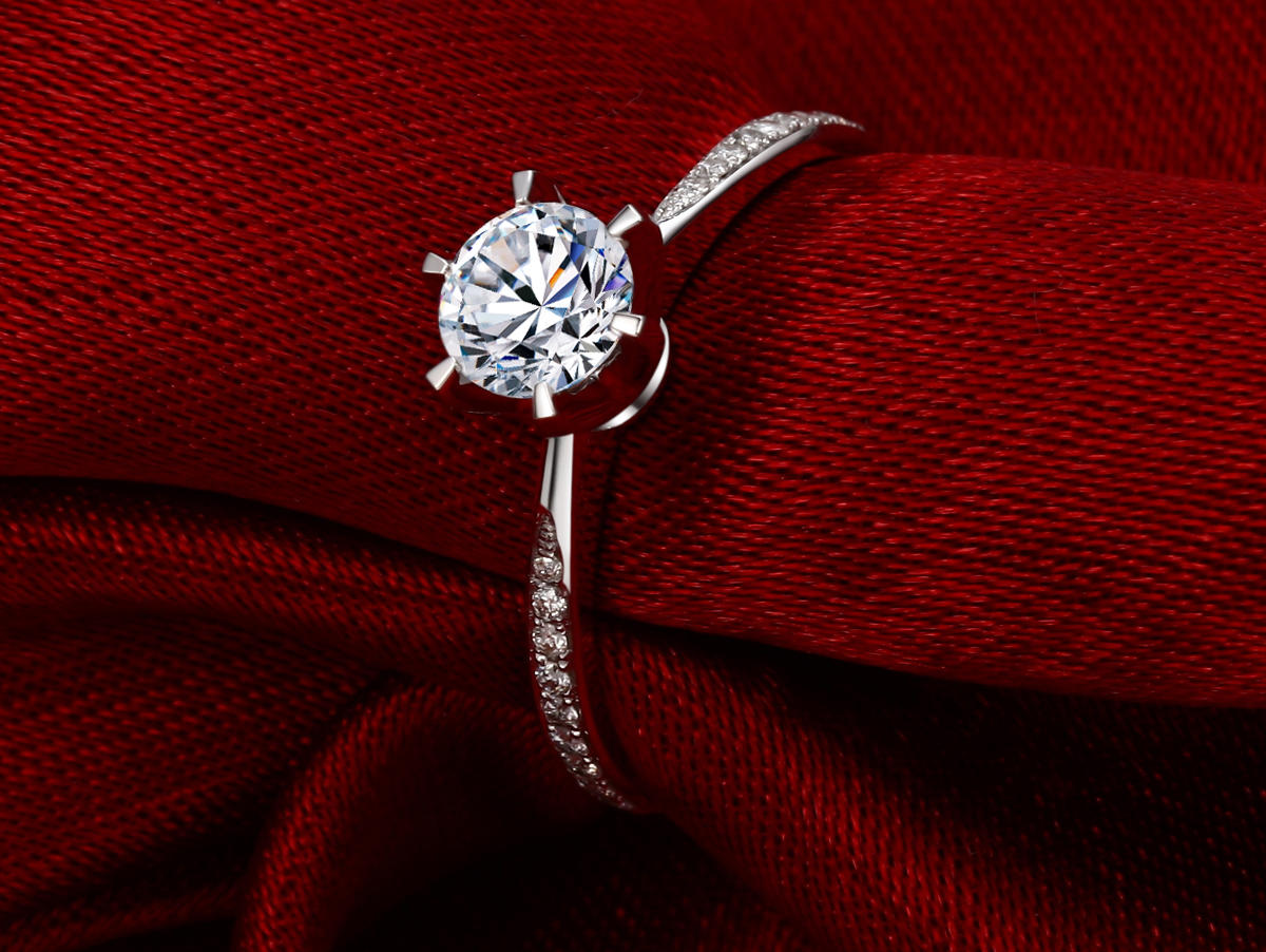 爱的花朵50分钻石女戒群镶版