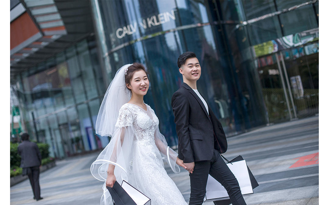 【Ins人气推荐】性价比超高婚纱照套餐