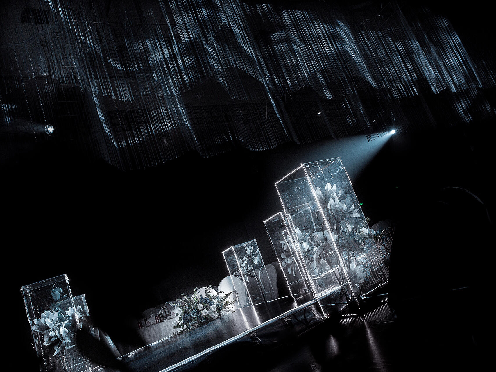 【91精选优惠】尼加拉斯瀑布蓝