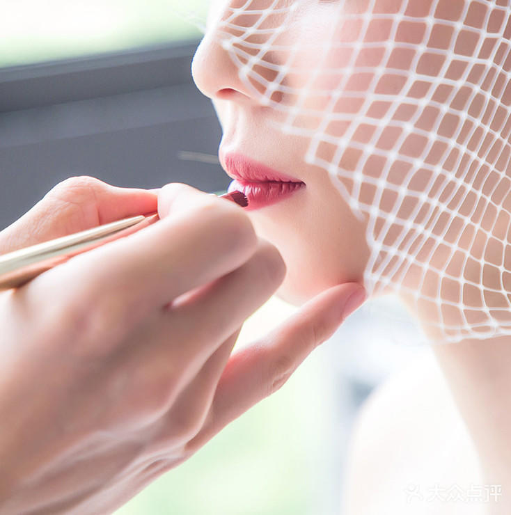 壹嫁衣【总监化妆师】新娘跟妆全天