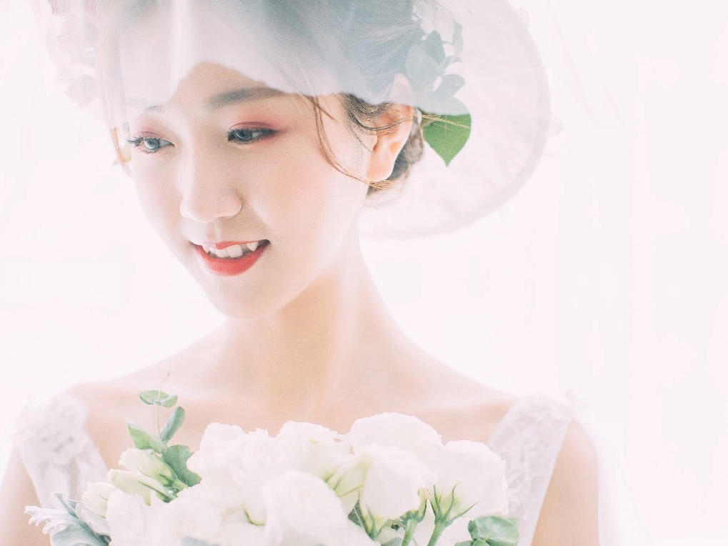 慕恩首席档化妆师全程跟妆+送妈妈妆