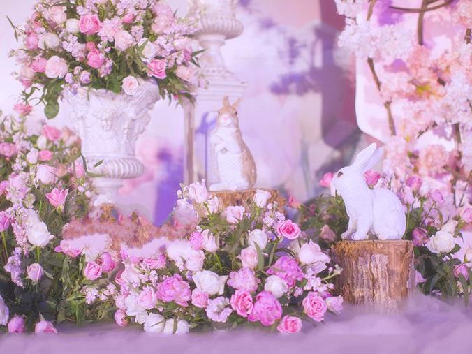 粉紫色花艺婚礼   龙凤婚礼定制