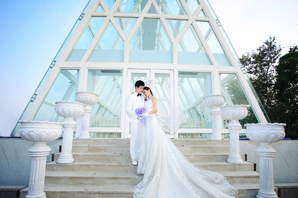 [限88單]補(bǔ)貼千元機(jī)票+酒店+接機(jī)+定制婚紗