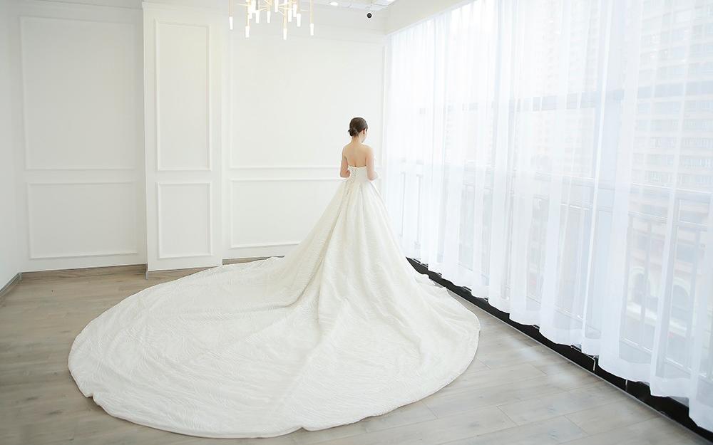 【VIA薇雅新娘】极简轻奢