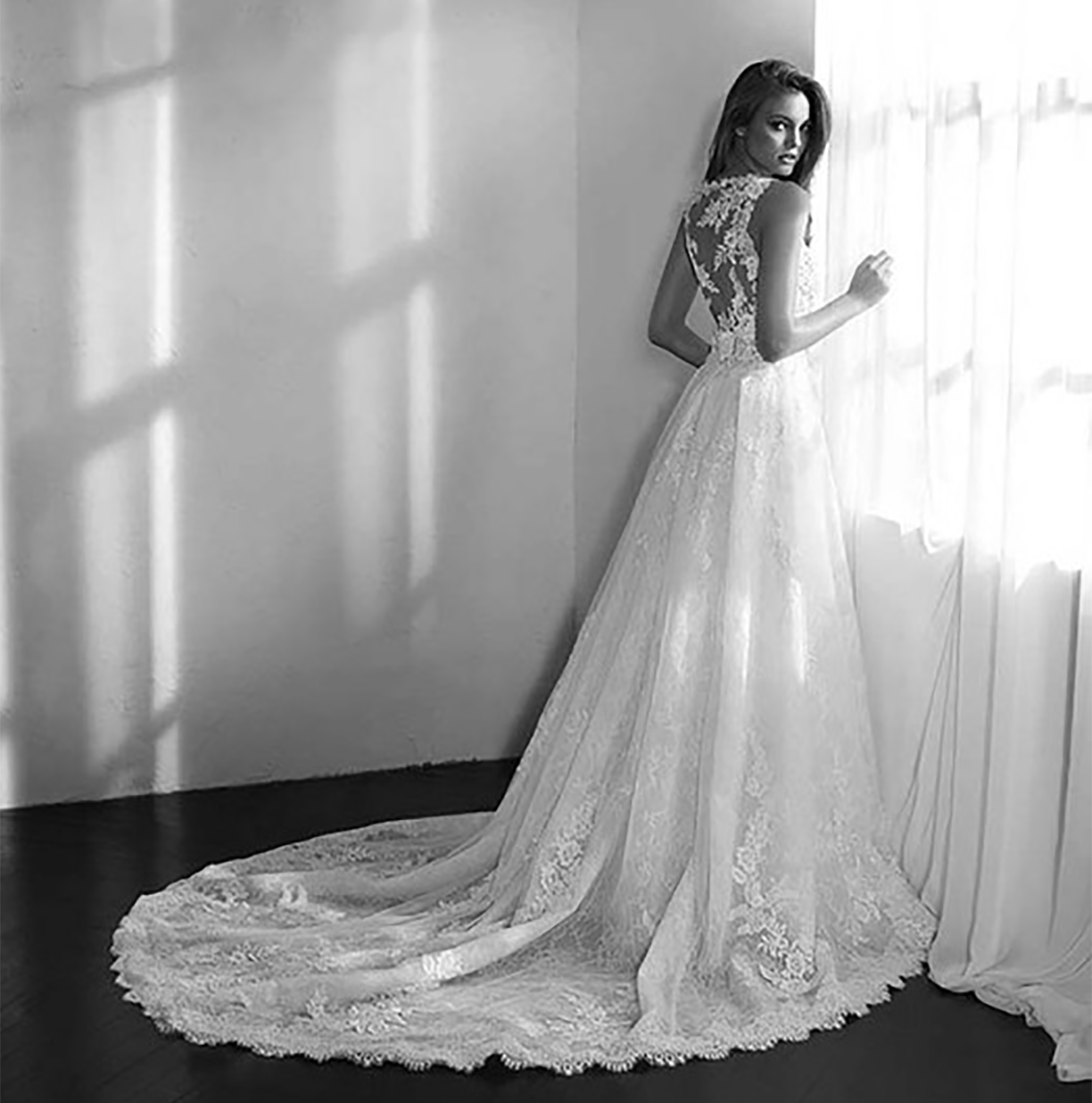 【店庆活动】高端婚纱礼服套+资深首席老师跟妆