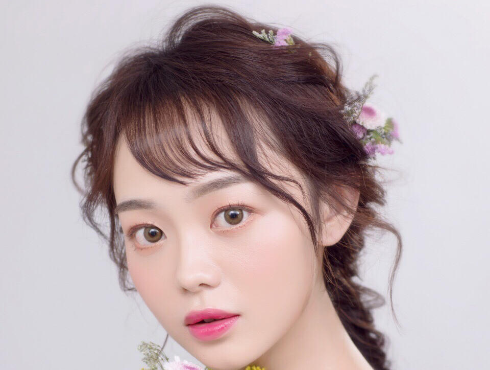 总监造型师全程跟妆2-4妆面＋2-4造型