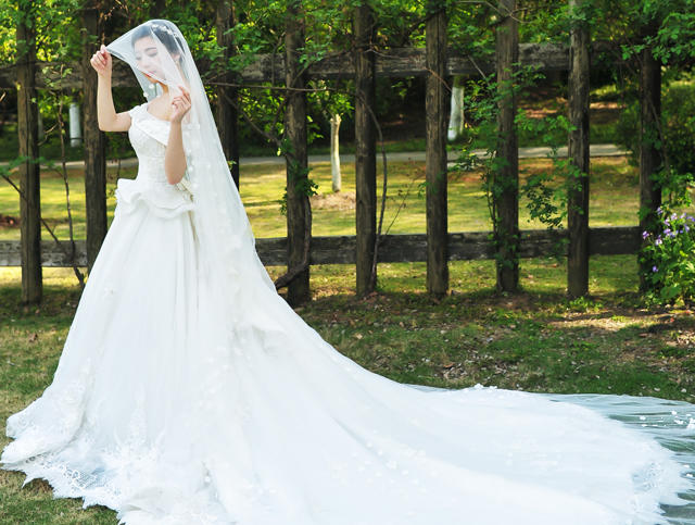 【绣阁嫁衣】设计感爆棚的腰间花长托