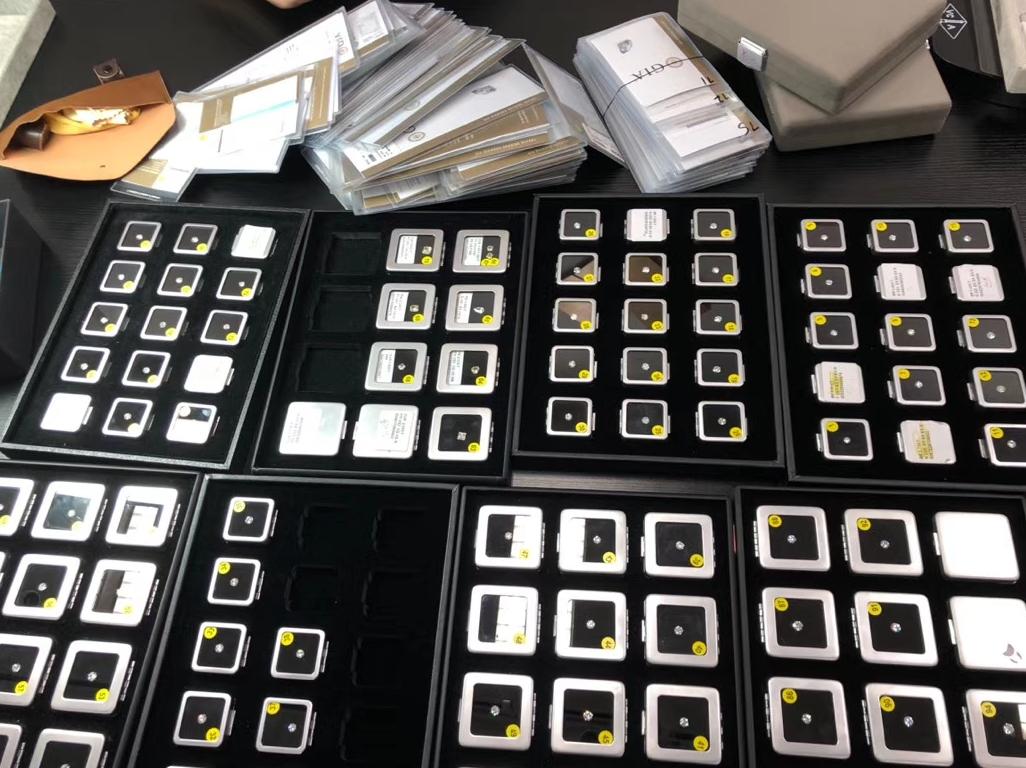 4克拉GIA裸钻J/VS2/2EX/F无奶咖绿