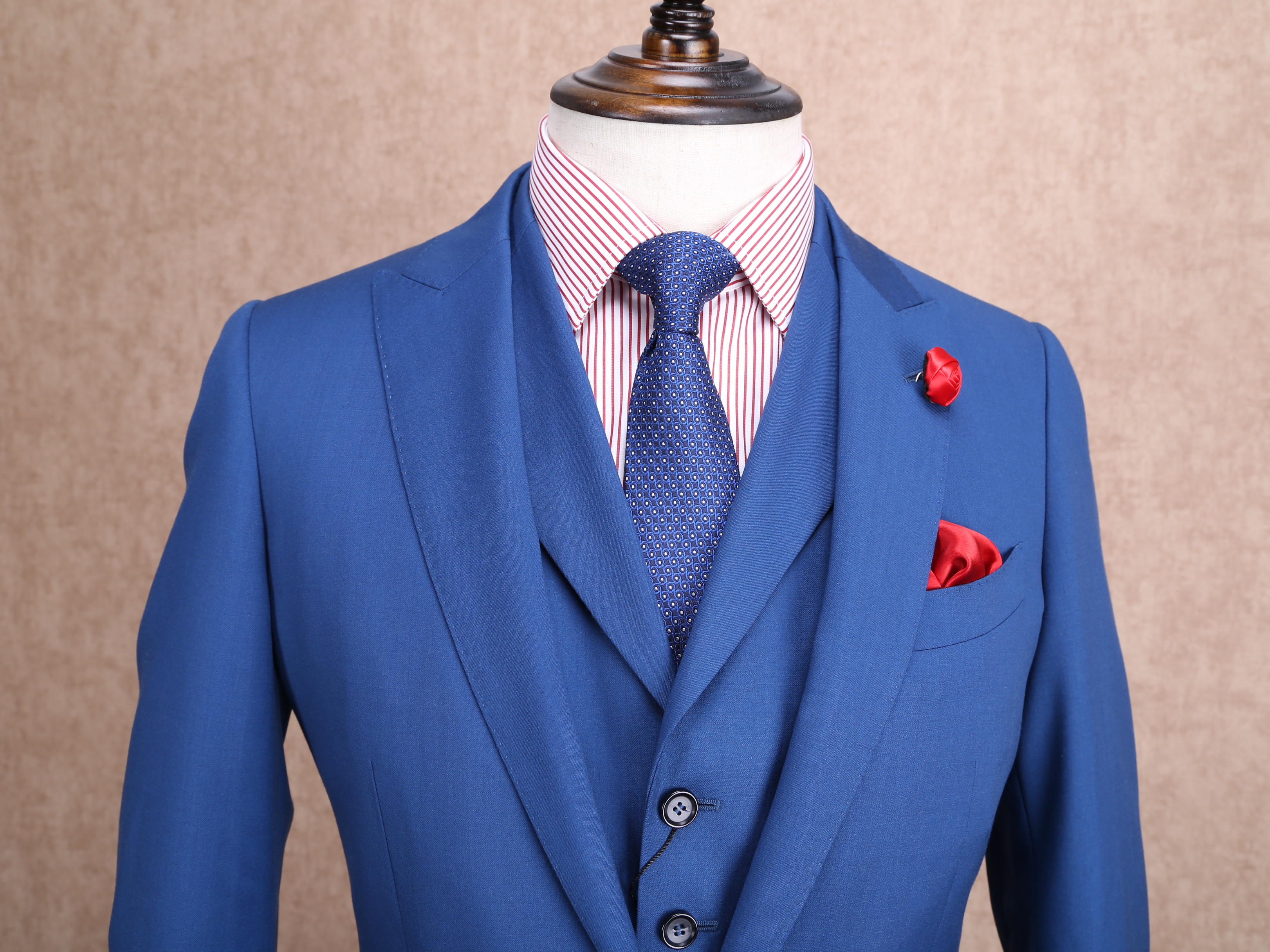 红领西服高级定制—蓝色戗驳头套装