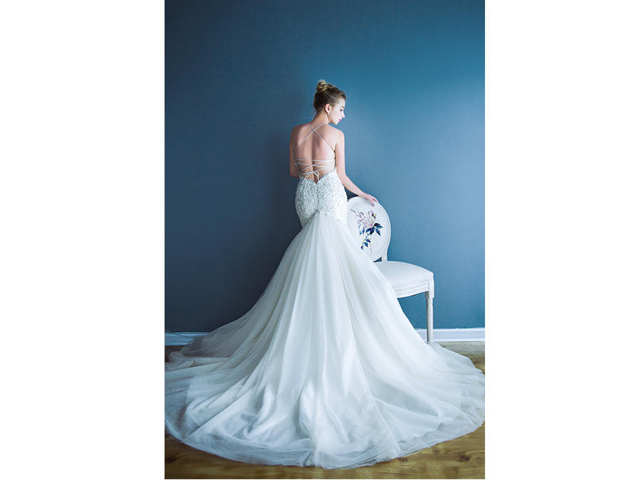 吊带鱼尾美背款+礼服+出门中式