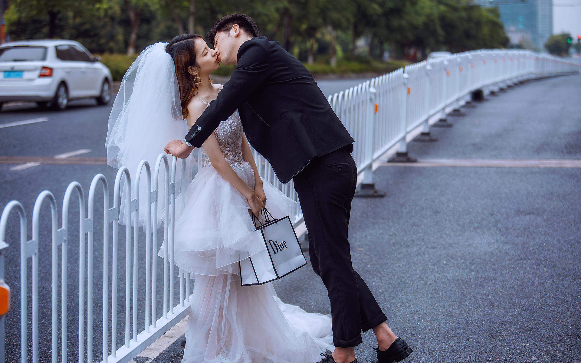 罗丹摄影店长推荐—公路街拍