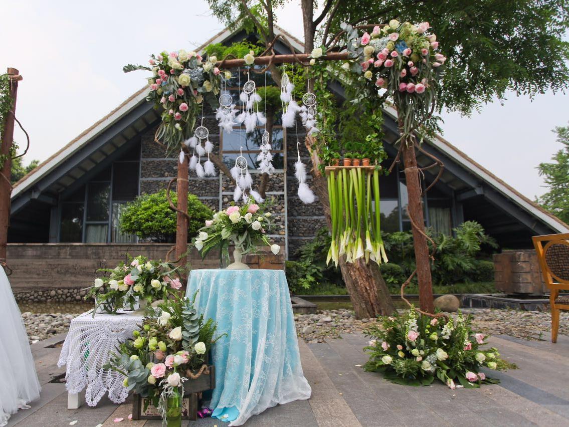 【梦随风动】定制户外婚礼全包套系