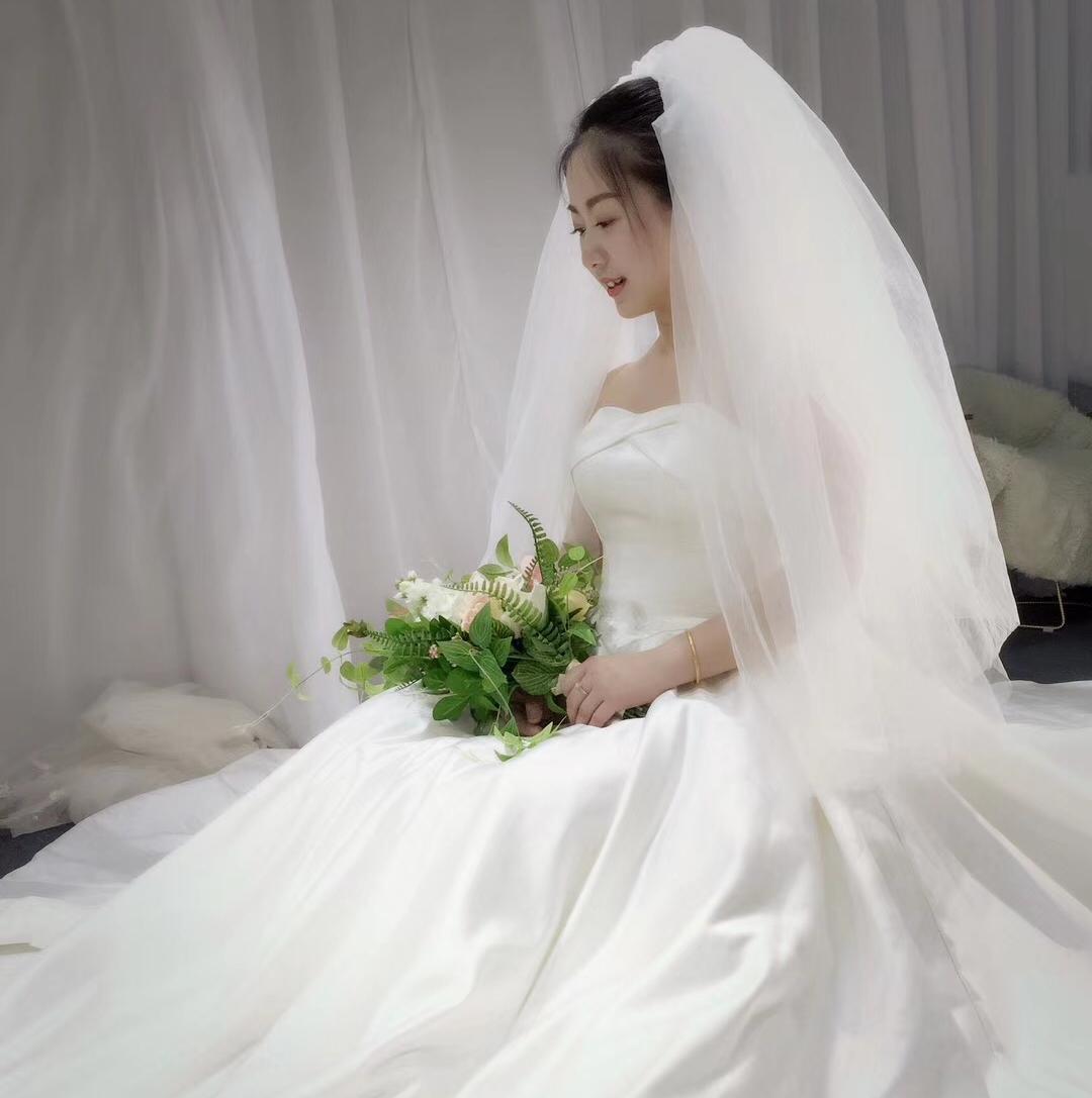 维诺婚纱 超值婚纱礼服两件套