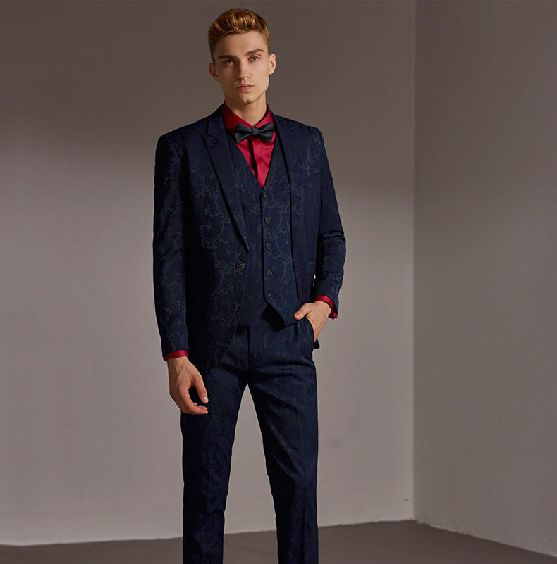 冬季新款 韩版修身+轻奢时尚+四件套新郎结婚礼服