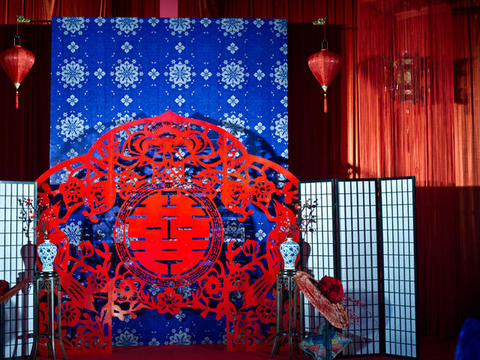 新中式古典 红色精巧设计
