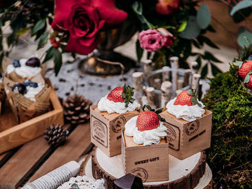 浪漫一站式户外鲜花婚礼套餐