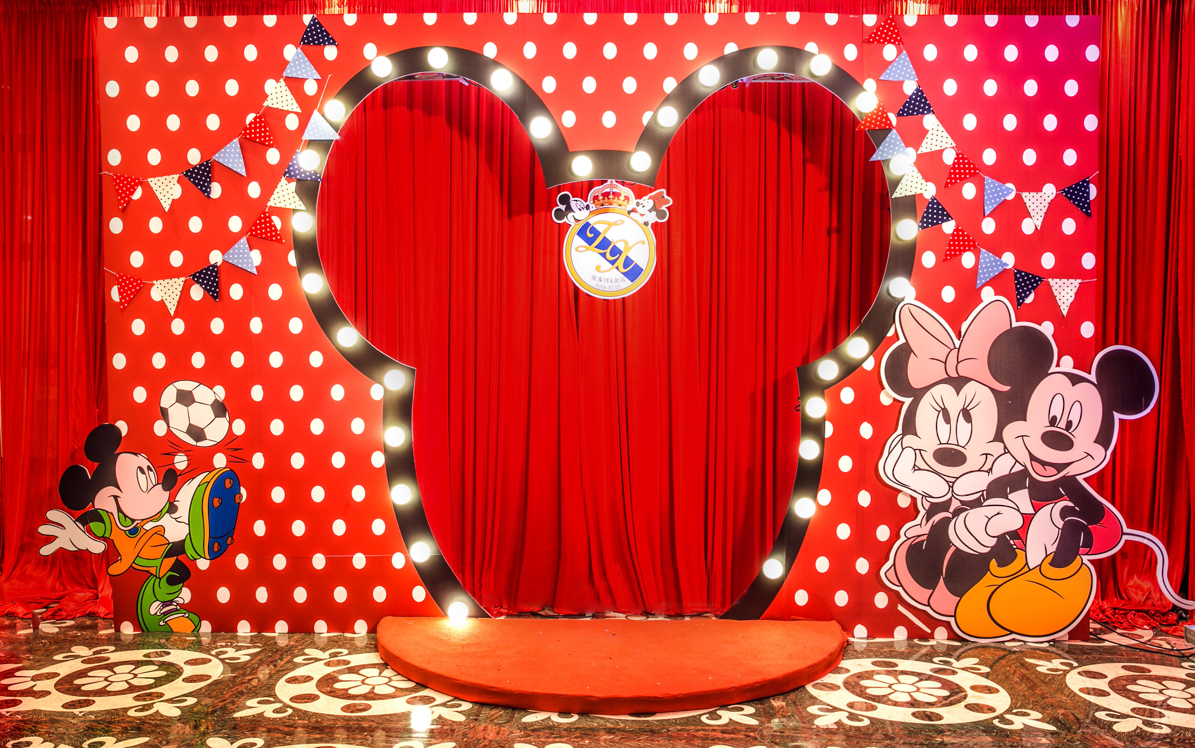 Hellokitty主题婚礼《一起婚礼策划》
