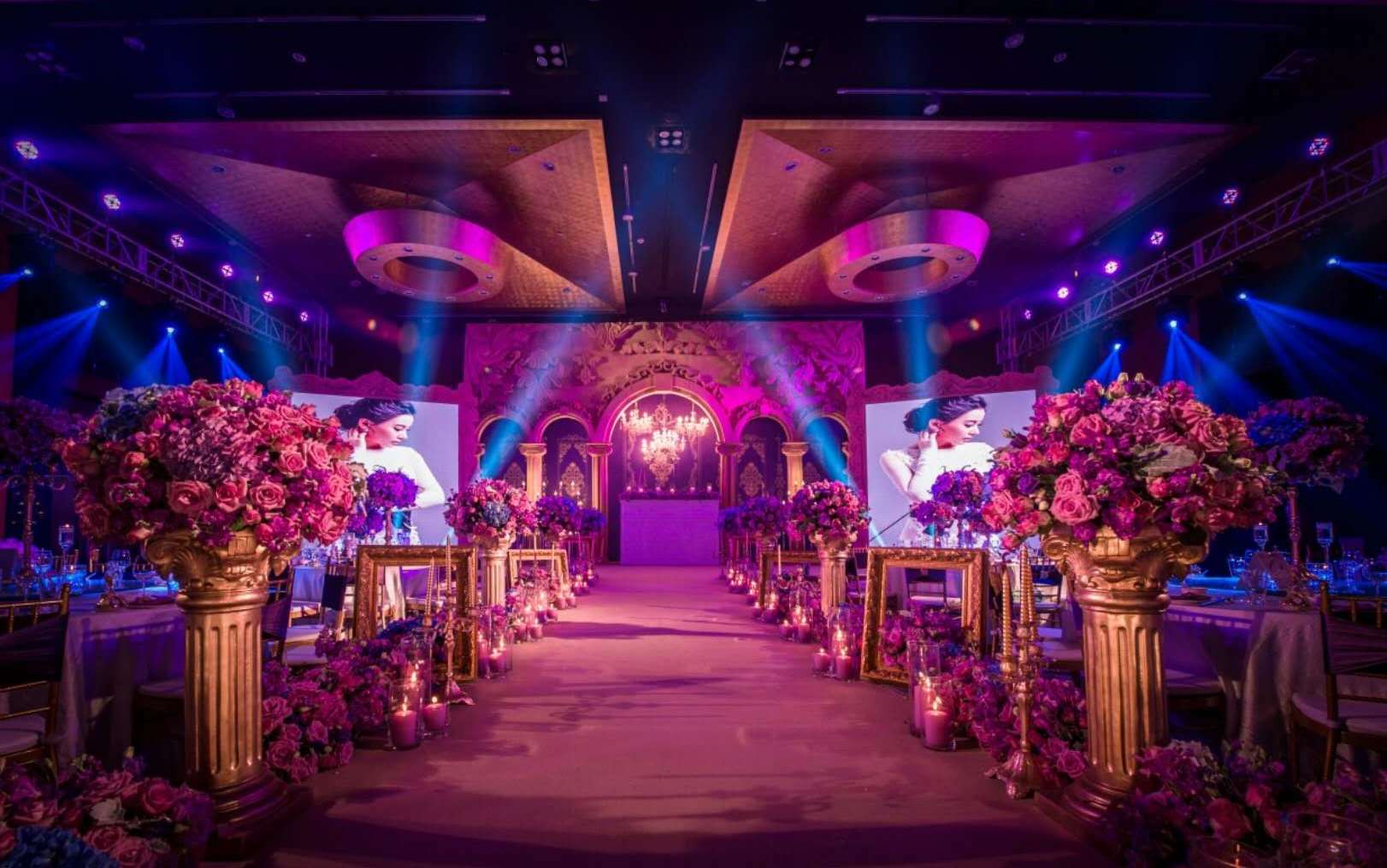 伴侣婚礼中式婚礼鲜花浪漫唯美灯光温馨婚礼场布