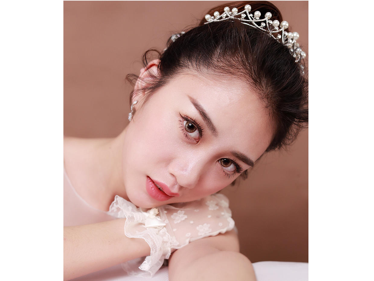 首席化妆造型师 新娘跟妆半天+送新郎妆