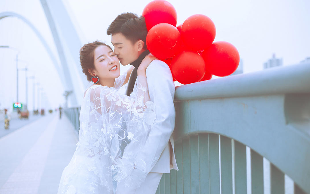 青岛伊啦婚纱摄影【午后骄阳】