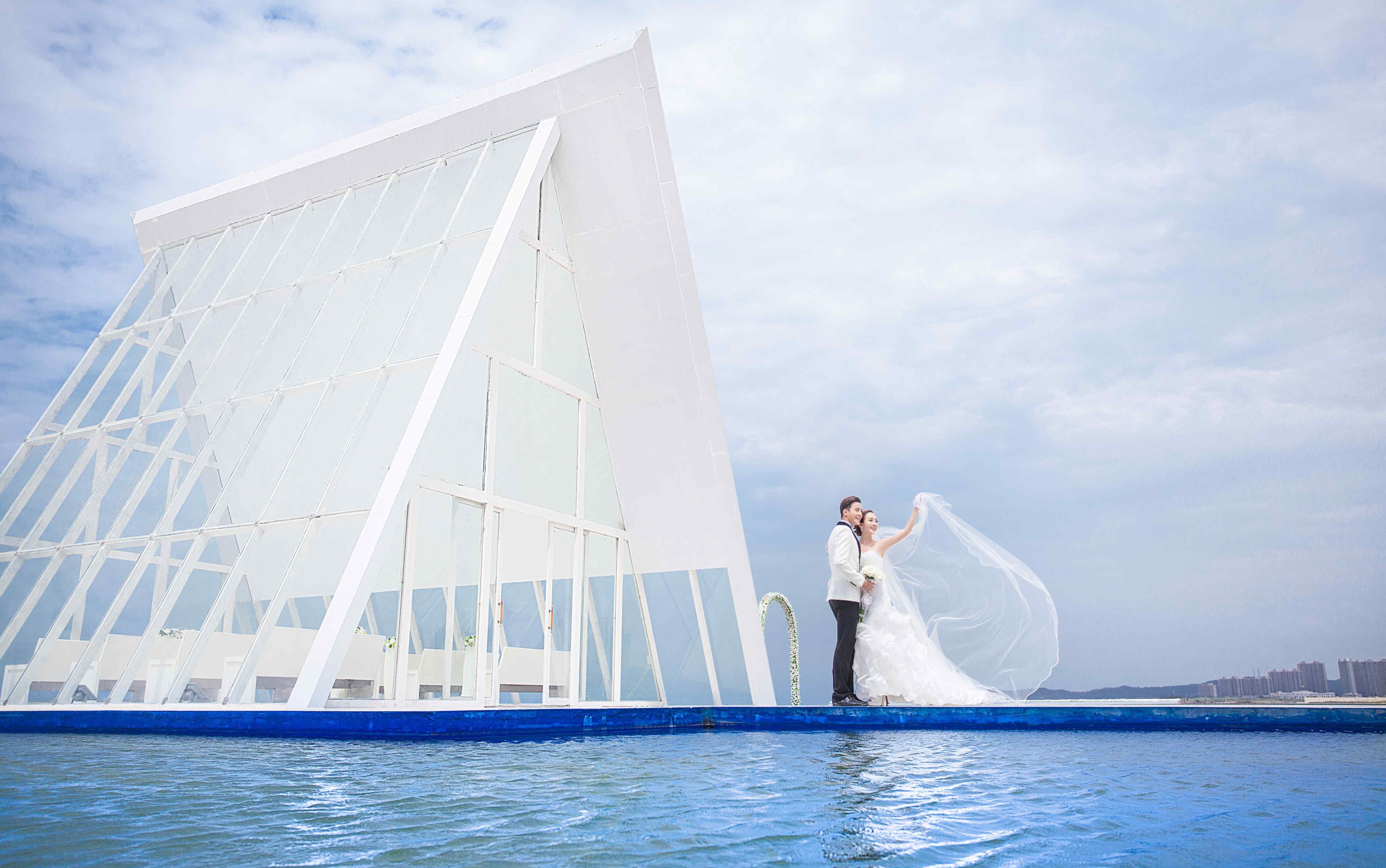 人氣爆款 新人必拍超值團(tuán)購(gòu)婚紗攝影套餐