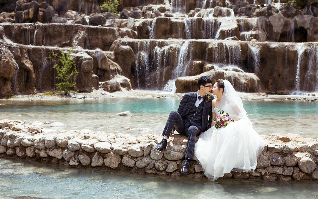 文藝旅拍【送全新ST婚紗】景點(diǎn)任選