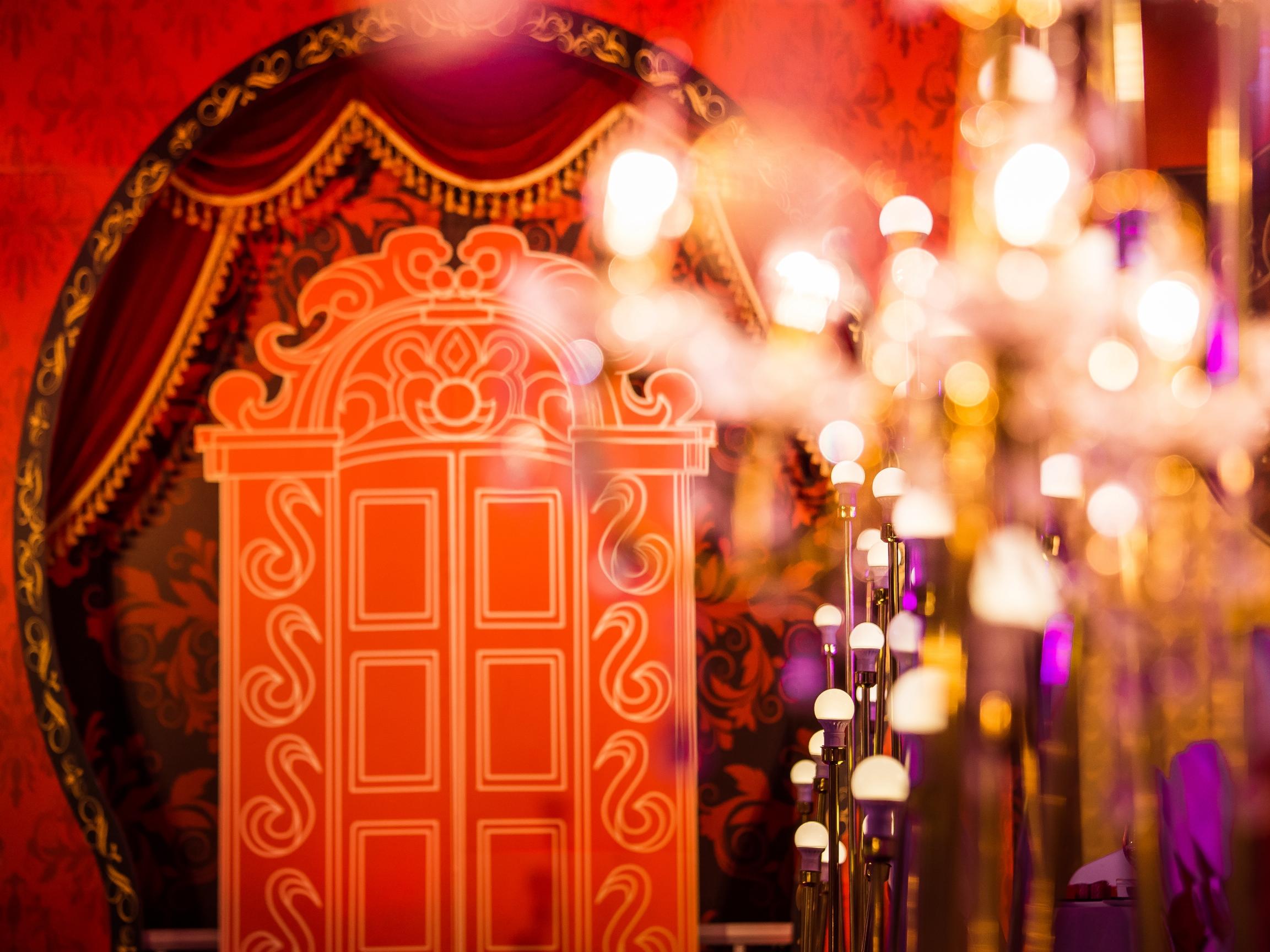 【抹茶婚礼】红黑复古欧式宫廷风婚礼