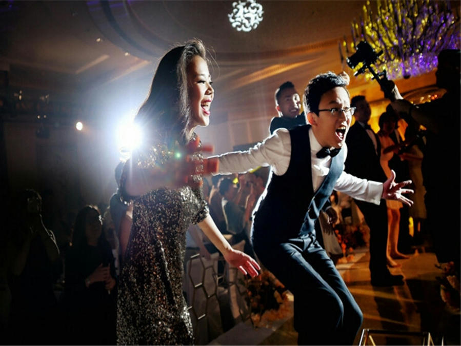 婚礼主持+婚礼化妆+婚礼摄像+音乐督导