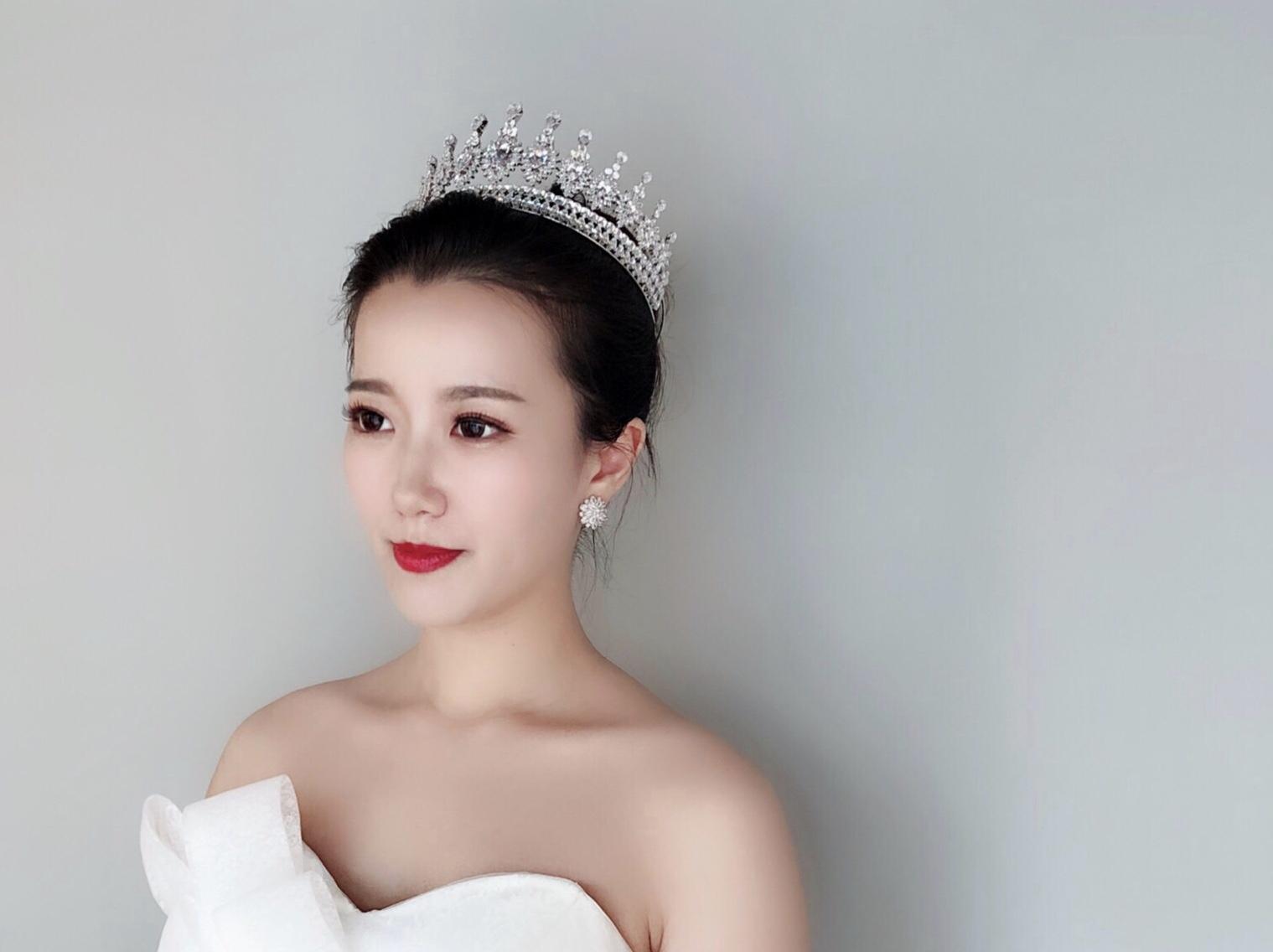 徐州丰县资深化妆师团队新娘全天跟妆