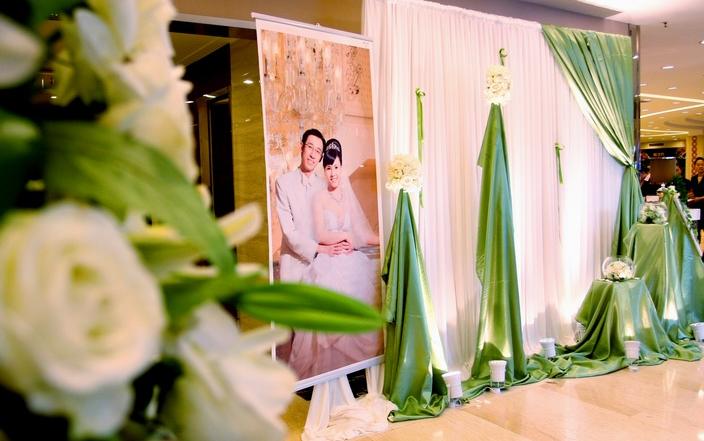 梦幻森林主题婚礼   艾薇儿婚纱摄影