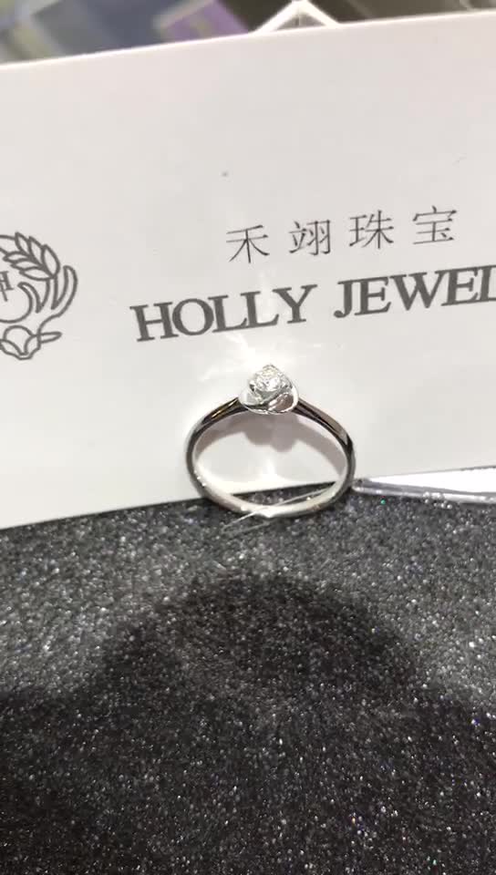 18k金白简约系列钻石戒指