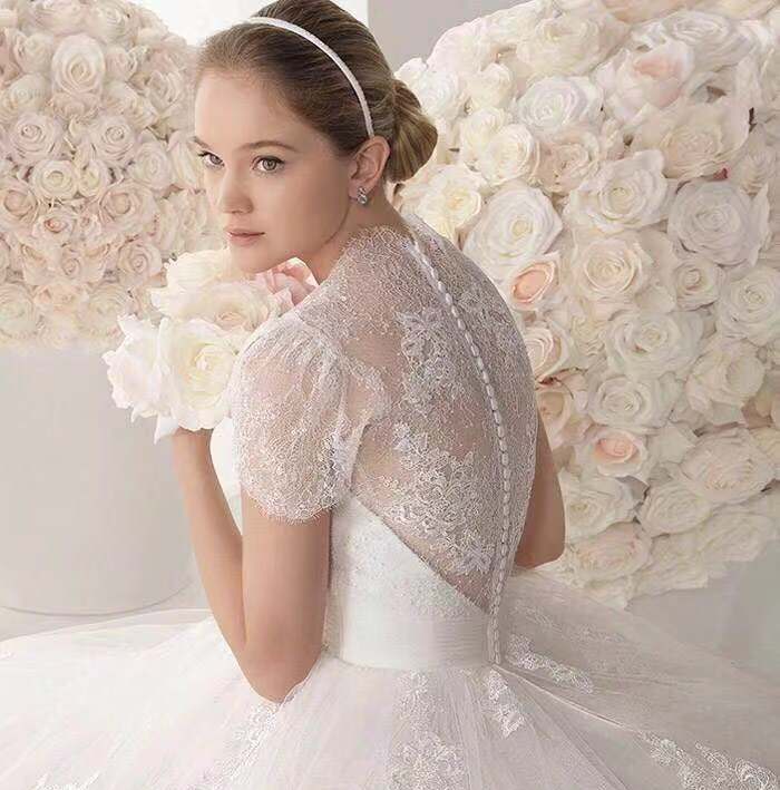 Lovest艾维斯婚纱 套餐