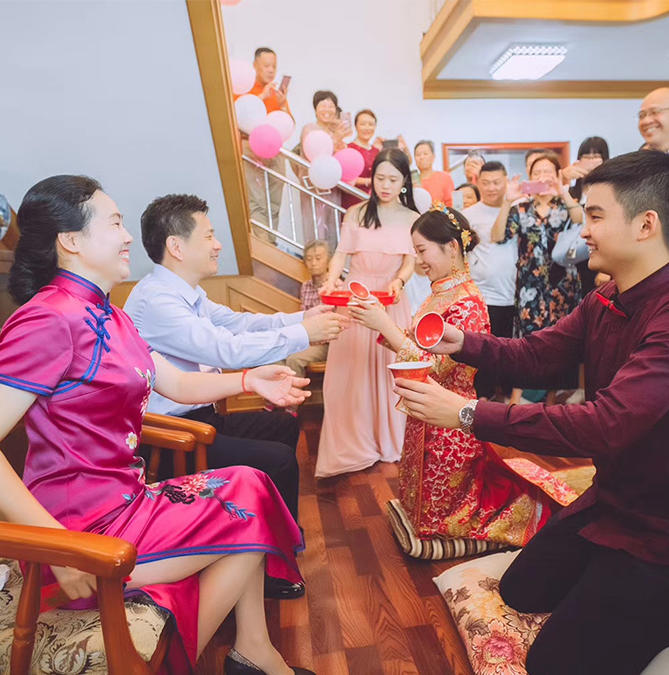 【思慕婚纱礼服】轻奢系列梦幻仪式主婚纱