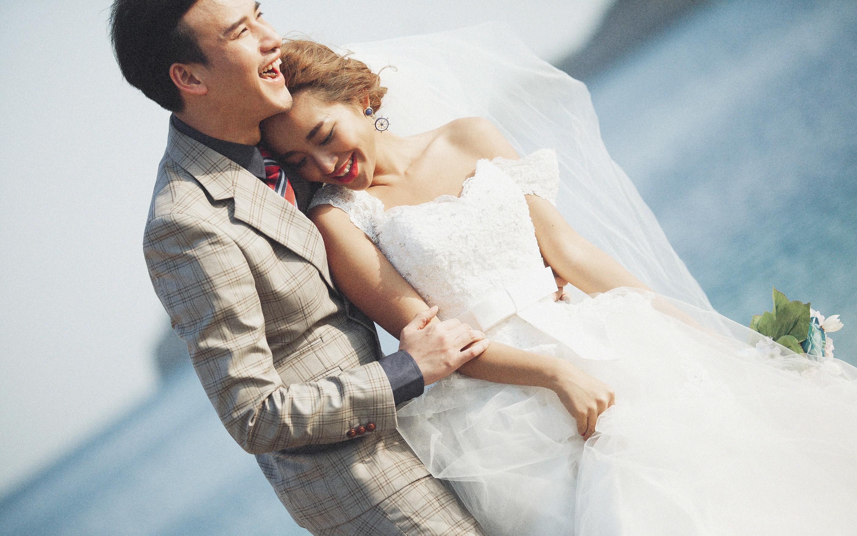 【品质优荐】总监团队+全国包邮+微电影吃喝玩乐拍