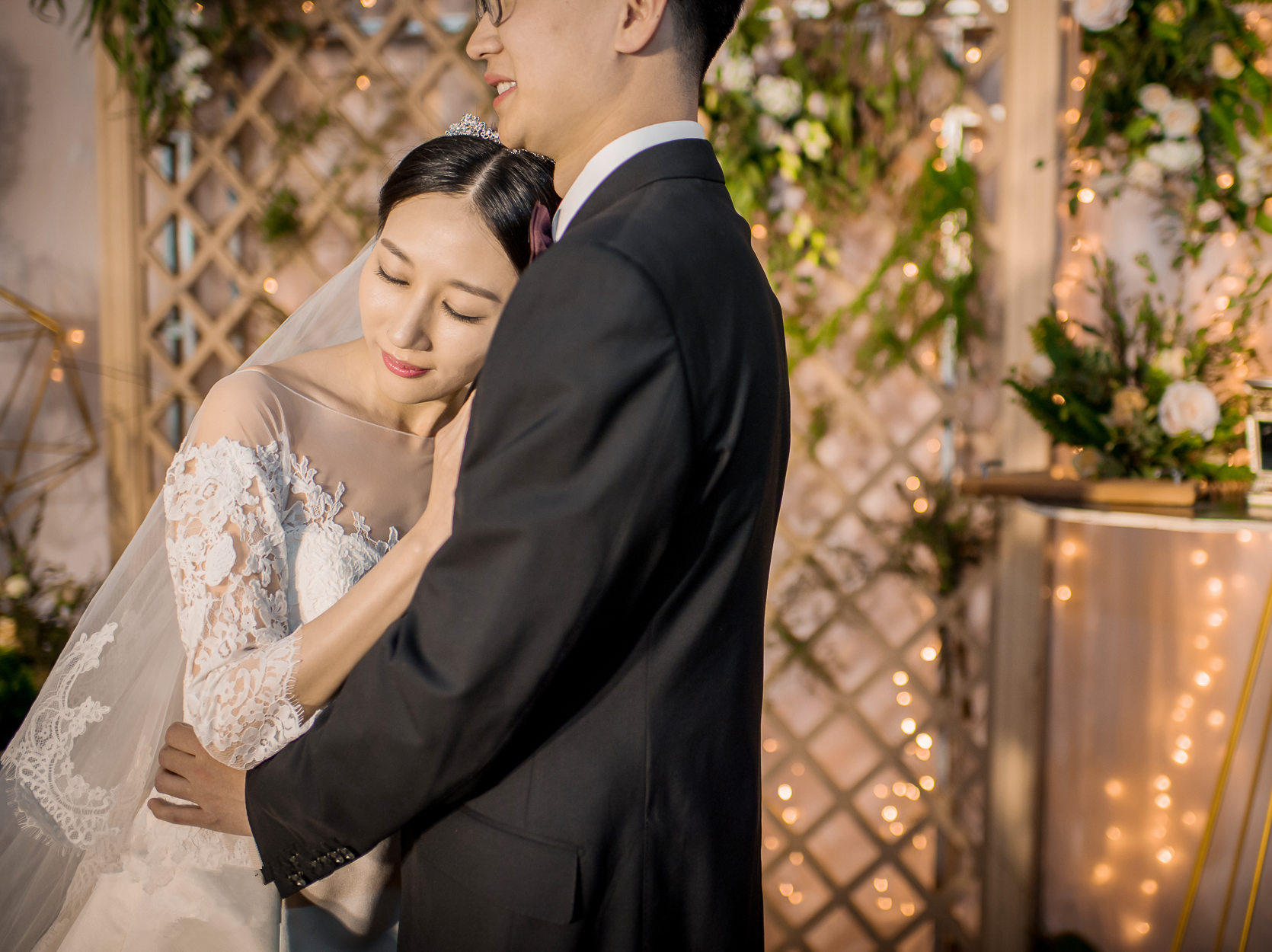 荼白嫁衣-pronovias-haland