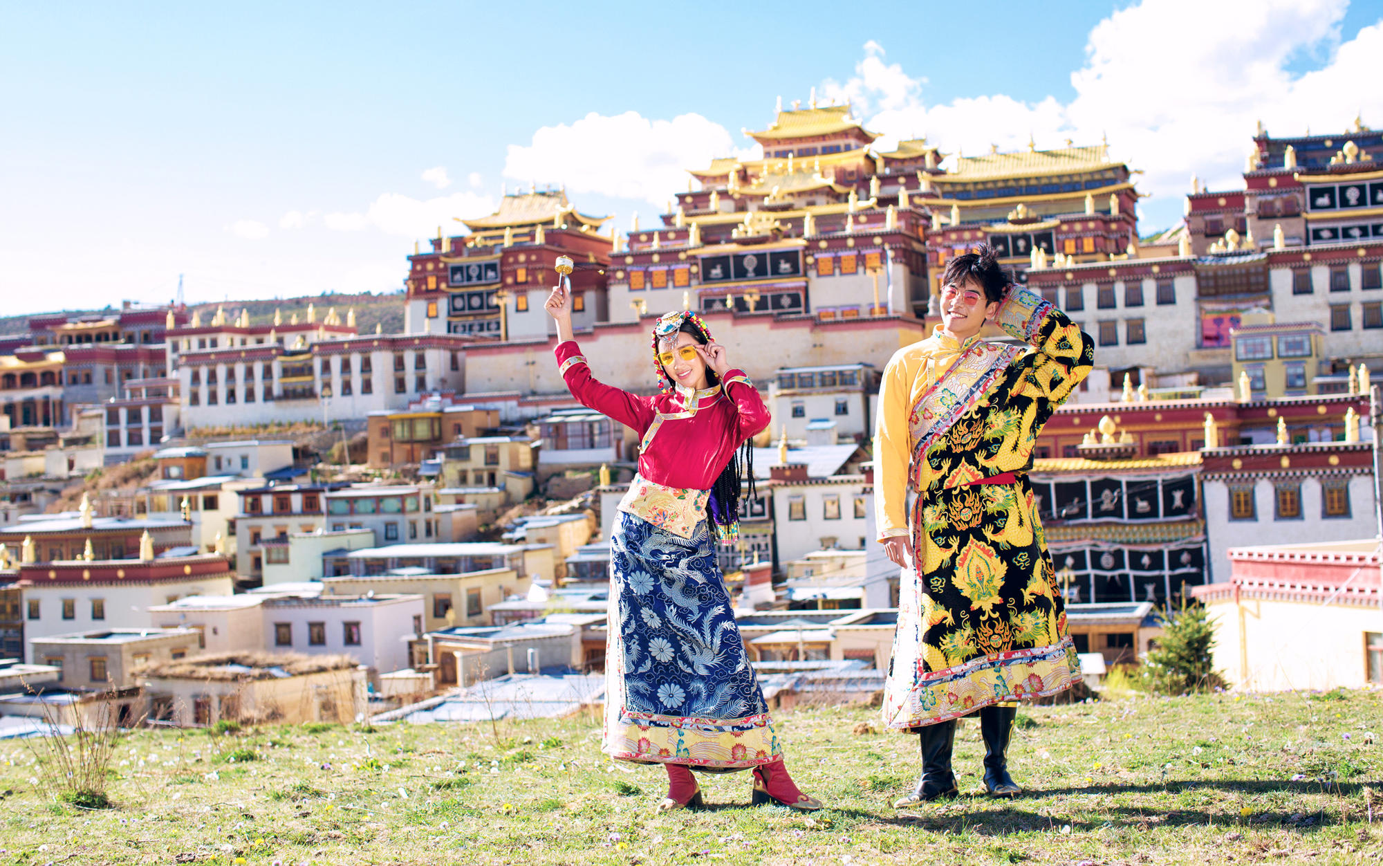 芯驰旅拍机票补贴+微电影+一价全包+10服10造