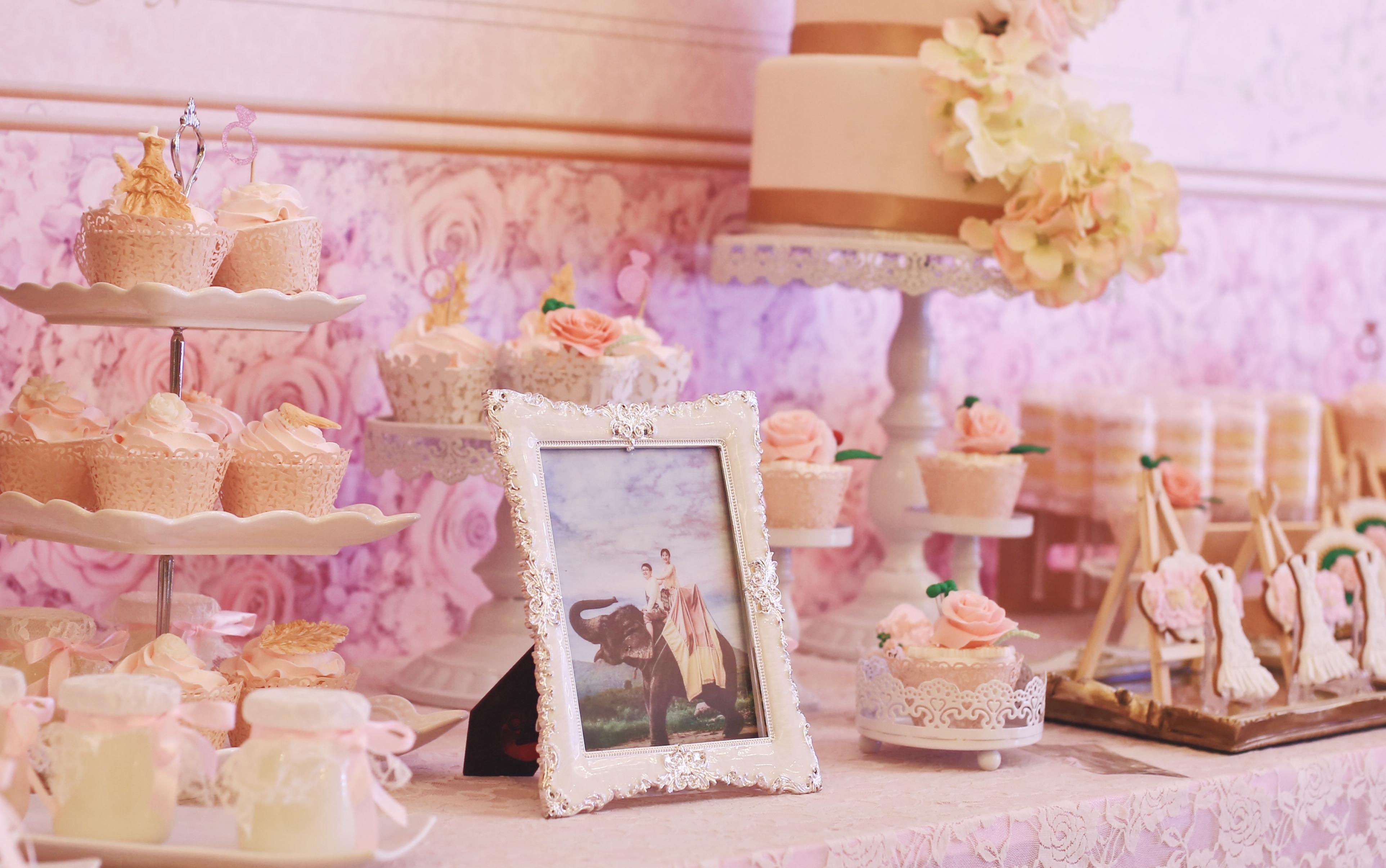 【荃家甜品】温馨浪漫香槟粉色婚礼甜品桌-原创作品