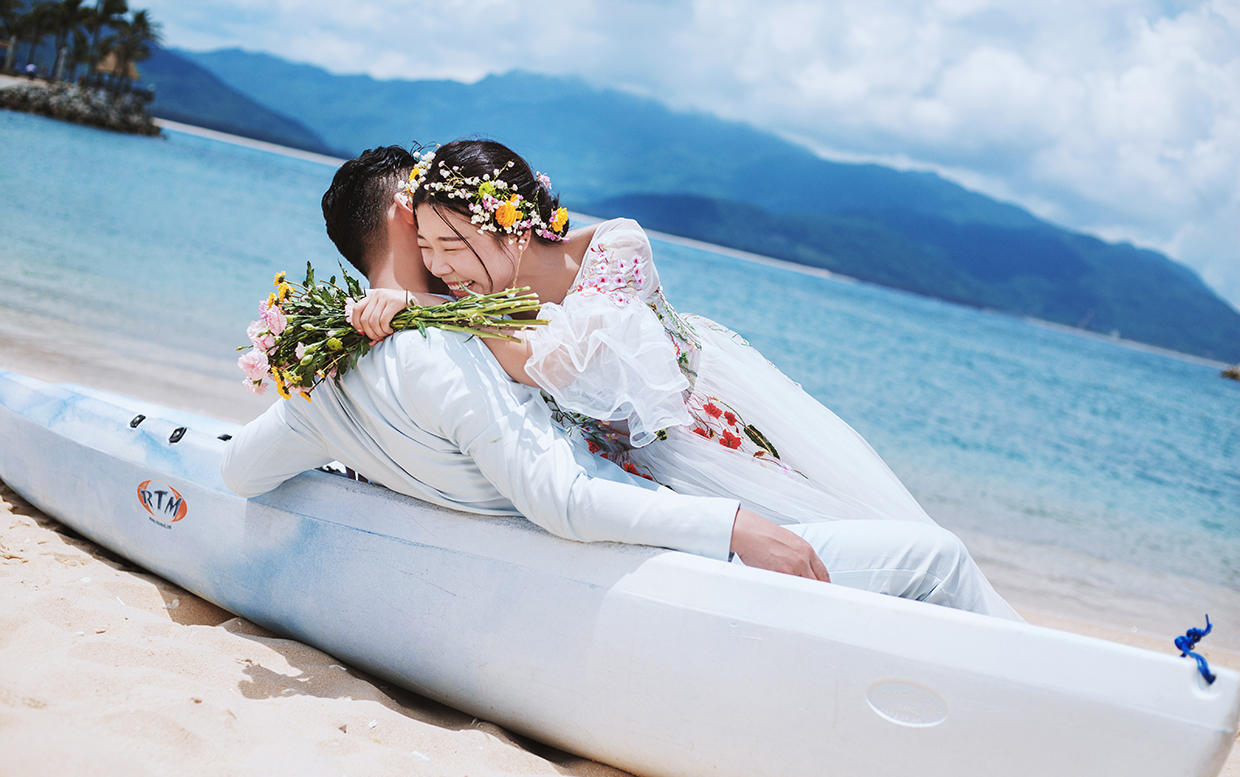 【花笙纪】限时团购/热门套餐/洱海婚纱照/送接机