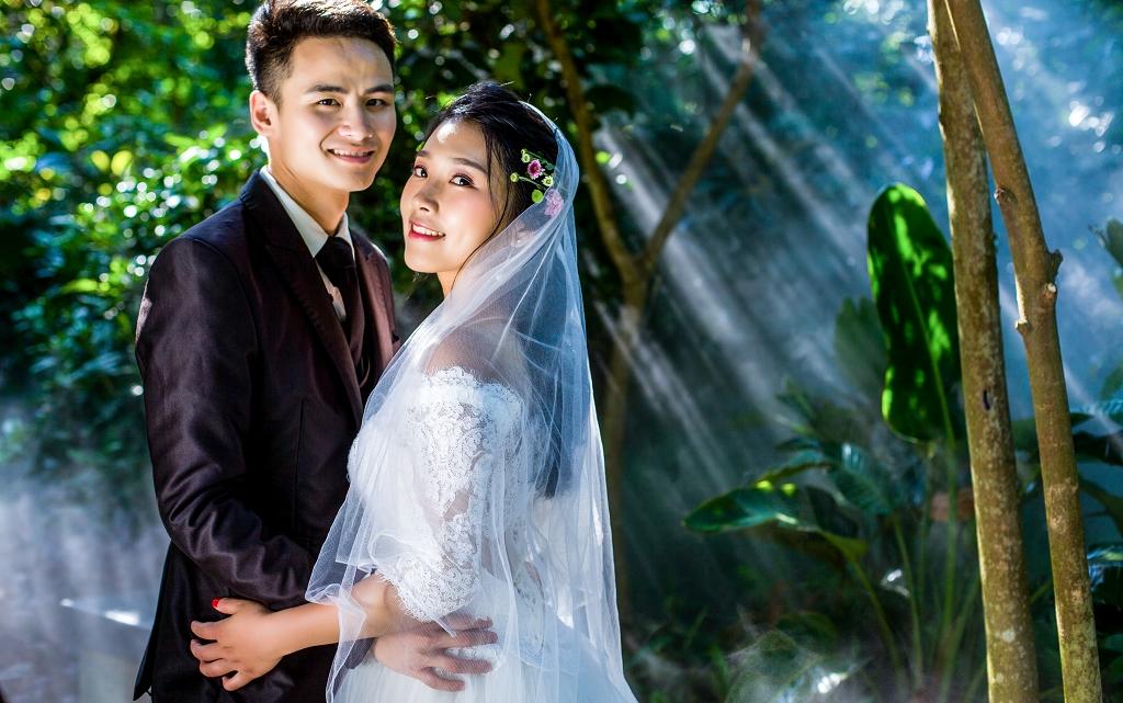 【品质优荐】总监团队+全国包邮+微电影吃喝玩乐拍