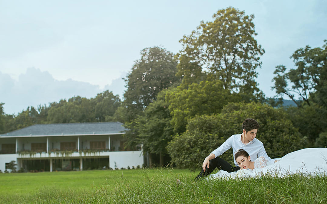 先拍后付+私人定制+底片全送+鮮花造型