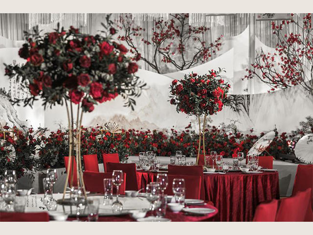 新中式水墨红梅婚礼 文化意蕴深厚