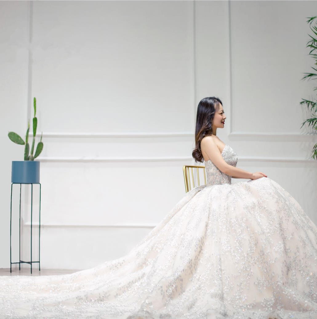 【达令超值三件套】3件套租赁 全款送精美秀禾鞋